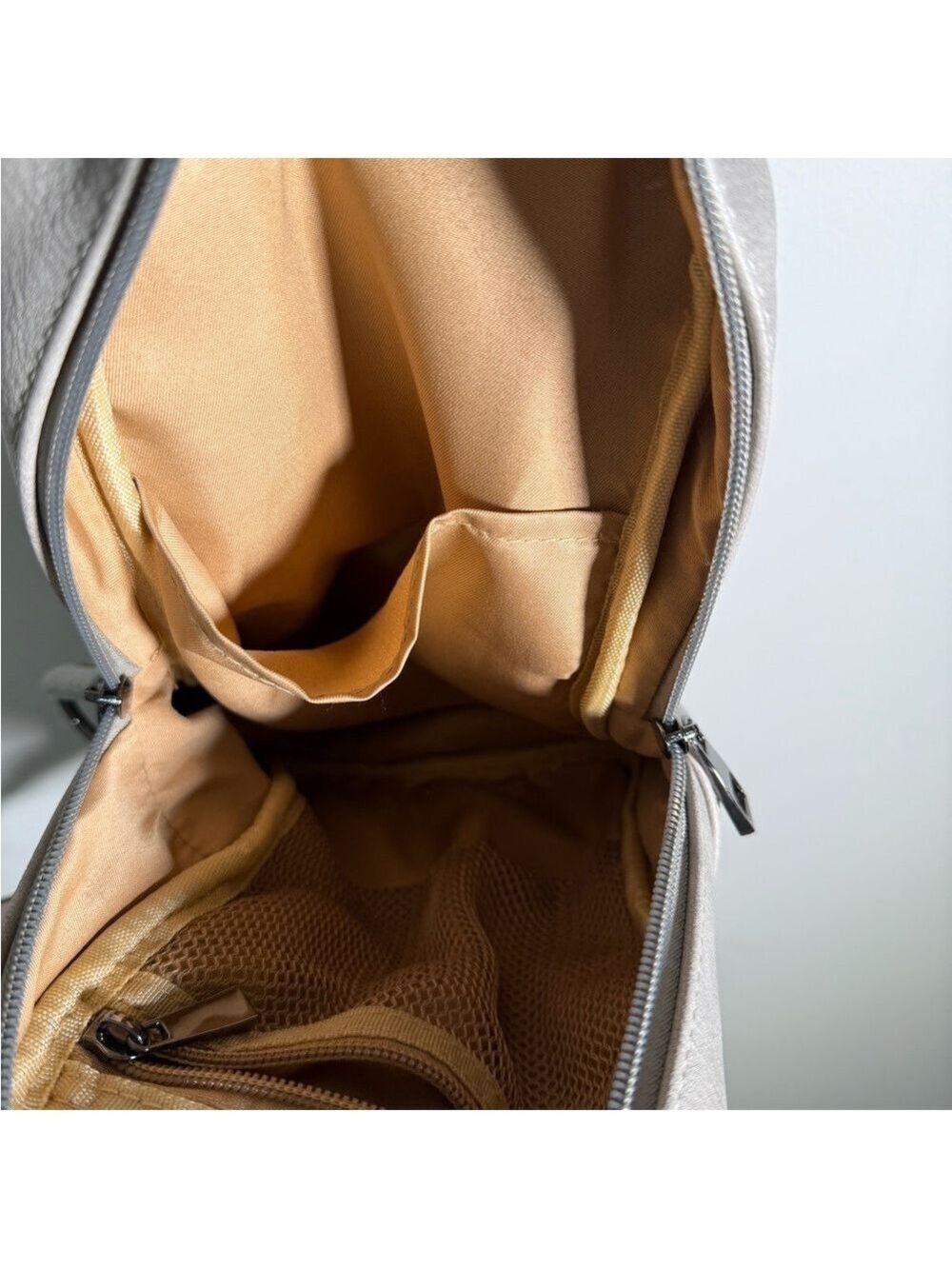 Leather Crossbody Bag in Gray - Picture 7 of 9
